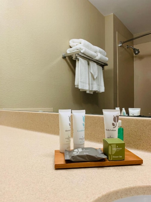 Country Inn & Suites by Radisson, Ithaca, NY image 17